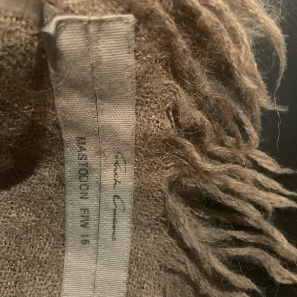 Rick Owens Wool Wrap/Scarf in Dust Color - Picture 1 of 3